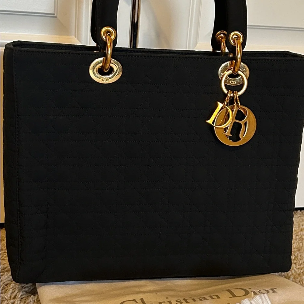 Christian Dior Lady Dior Cannage Black Tote Bag- Like New!! - Picture 2 of 12